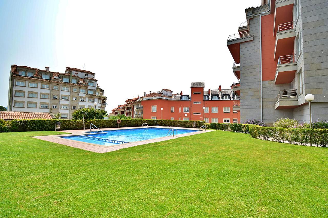 Galihost - Apartamento Con Piscina En El Centro De Sanxenxo Exterior photo