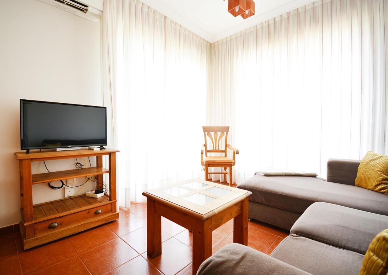 Galihost - Apartamento Con Piscina En El Centro De Sanxenxo Exterior photo