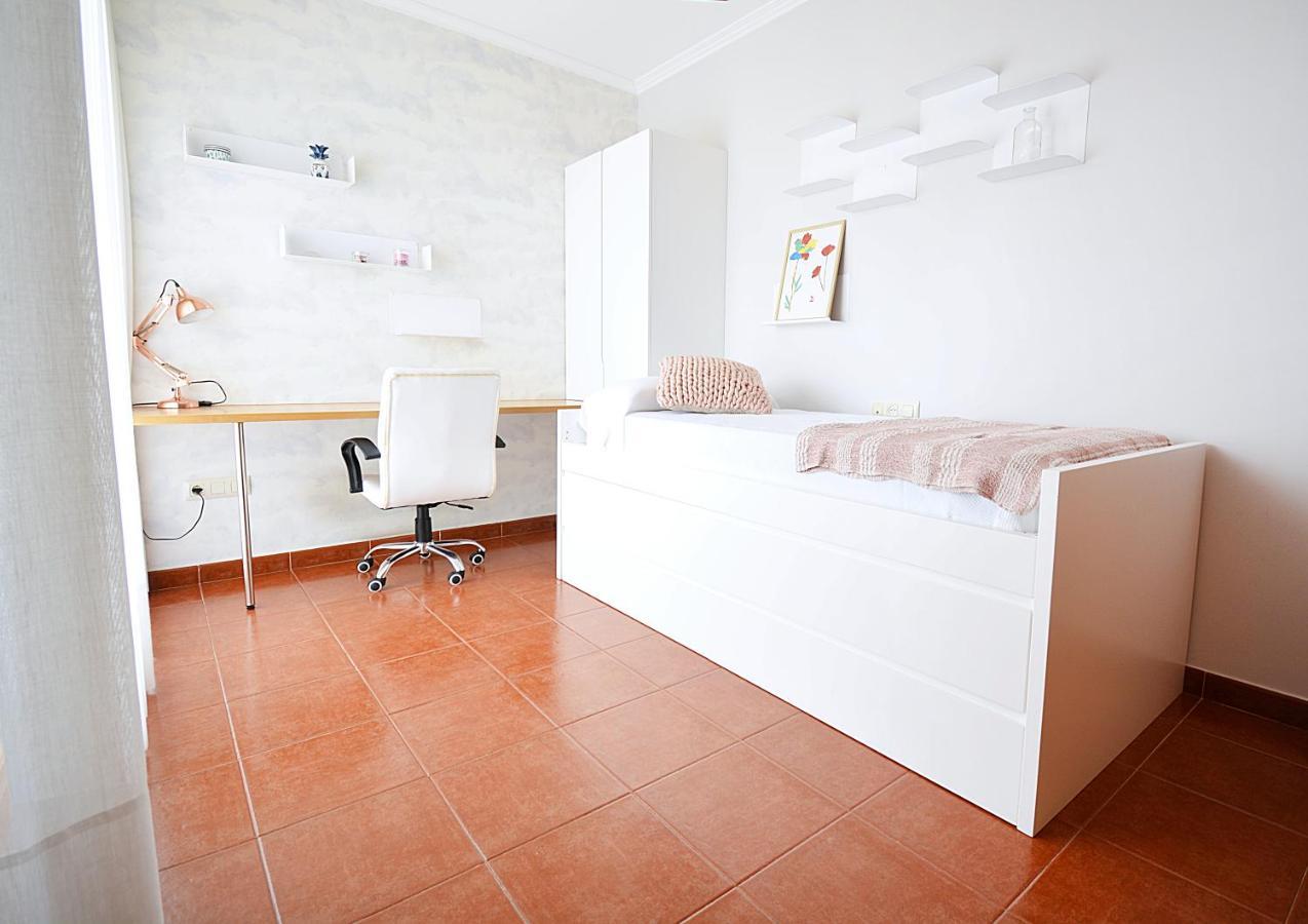 Galihost - Apartamento Con Piscina En El Centro De Sanxenxo Exterior photo